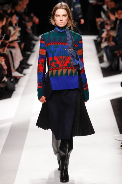 Look 30